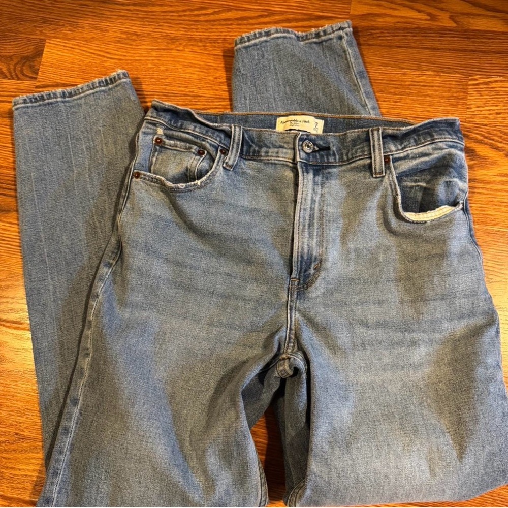 Abercrombie & Fitch Mom Jeans - 8XL